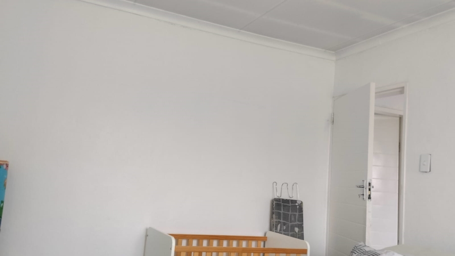 2 Bedroom Property for Sale in Selosesha Free State